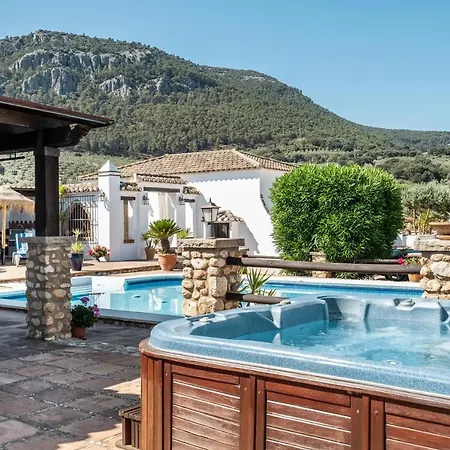 Pasa Fina, Luxury Retreat Villa Villanueva del Trabuco
