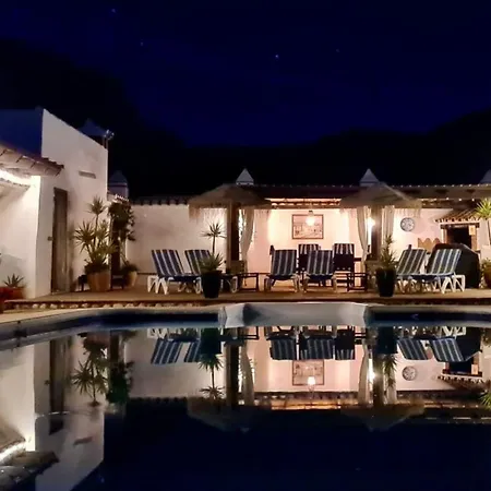 Pasa Fina, Luxury Retreat Villanueva del Trabuco